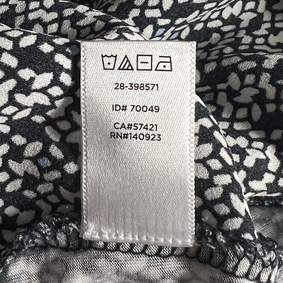 Ann Taylor LOFT Sleeveless Blouse Top Geometric Print Collared Black M Pockets - Picture 14 of 15